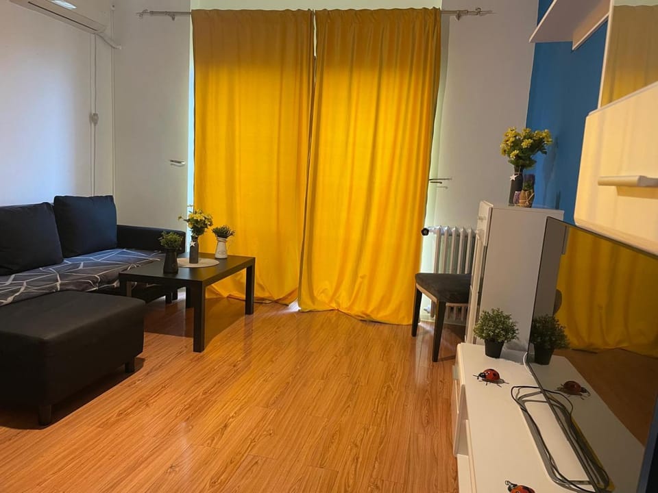 Apartment with gorgeous view of city center Apartment in Bucharest