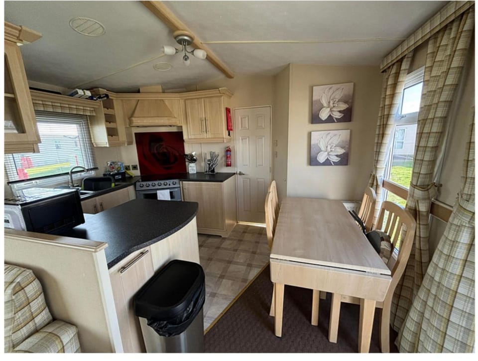 Golden palm Skegness 8 birth Meadow view 22 Campground/ 
RV Resort in Chapel Saint Leonards