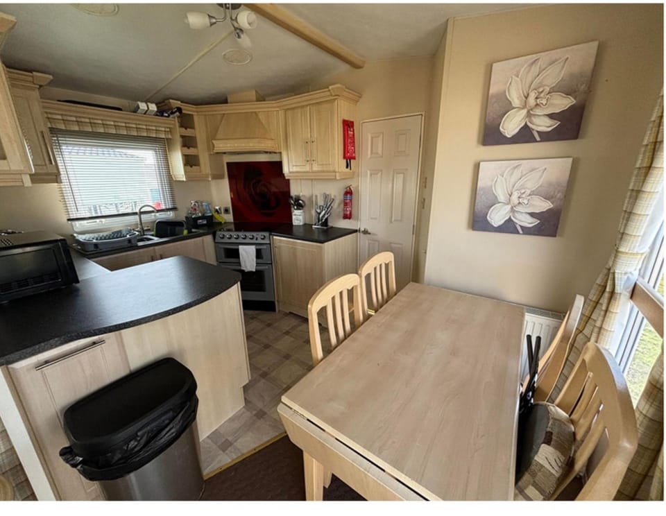 Golden palm Skegness 8 birth Meadow view 22 Campground/ 
RV Resort in Chapel Saint Leonards