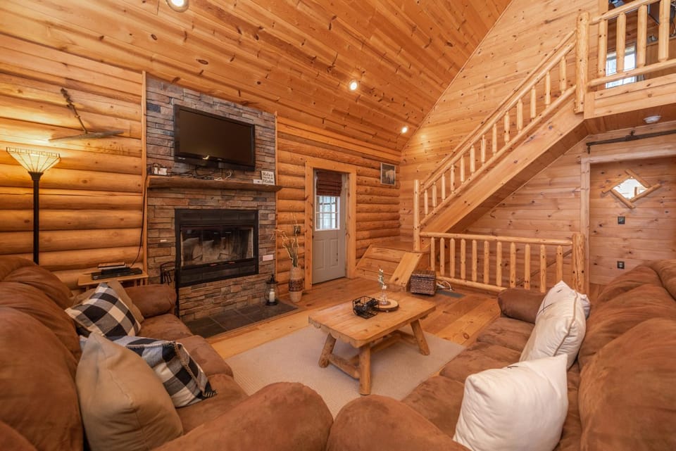 Tucked Away House in Deep Creek Lake