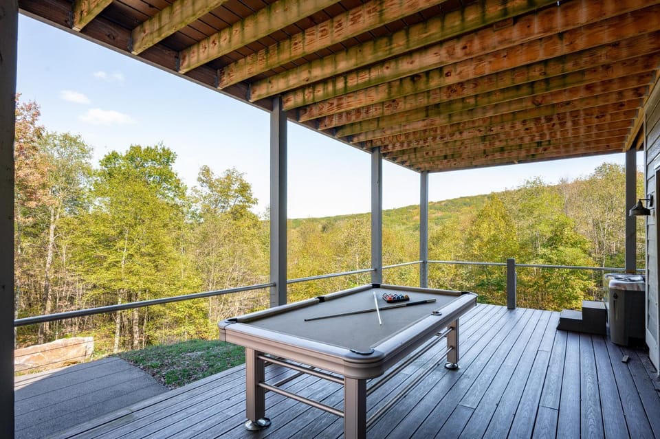 Treetops House in Deep Creek Lake