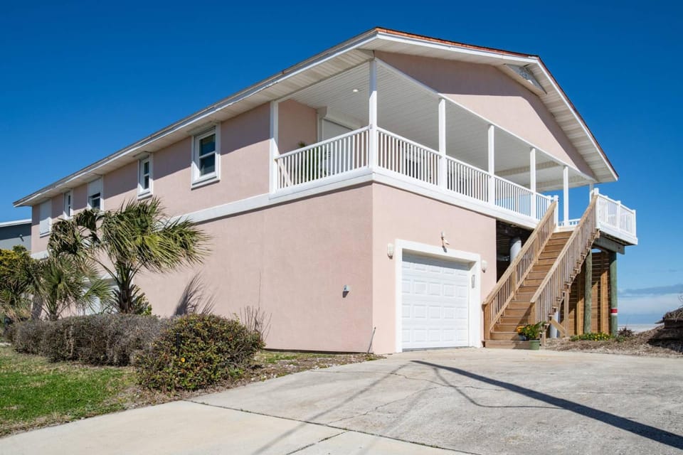 High Tide Paradise House in Vilano Beach