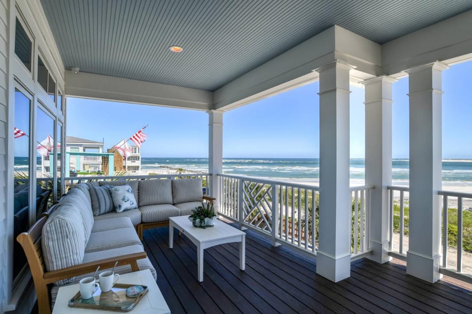 Vilano Sunrise Family Retreat House in Vilano Beach
