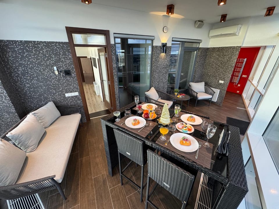 Grand Penthouse And SPA Apartment in Riga
