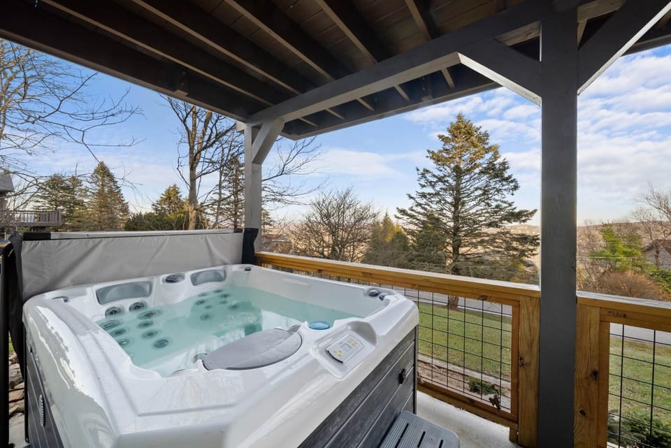 Alpine Horizon House in Watauga
