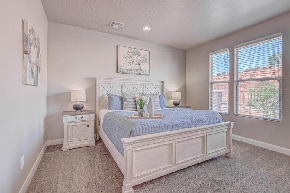 Bed, Bedroom