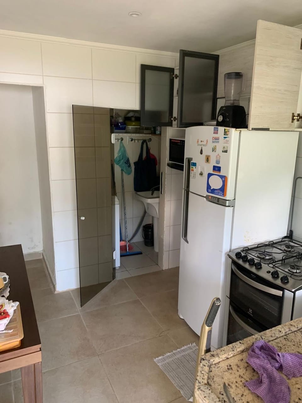 Kitchen or kitchenette, oven, pet friendly, stove