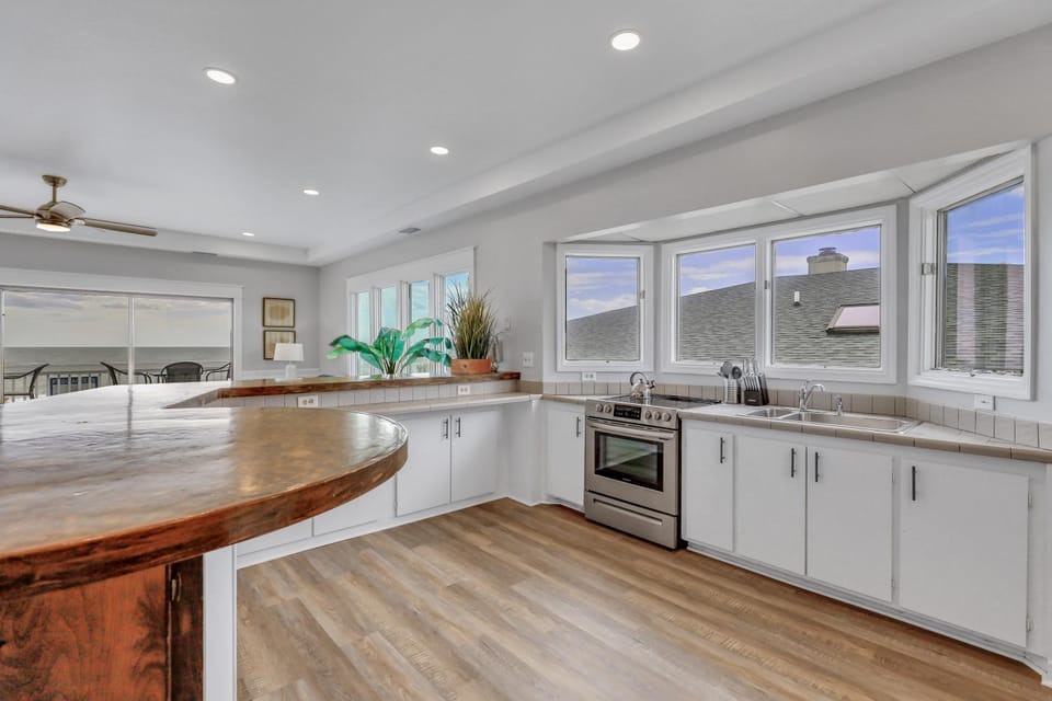 Sunny Breeze House in Tybee Island