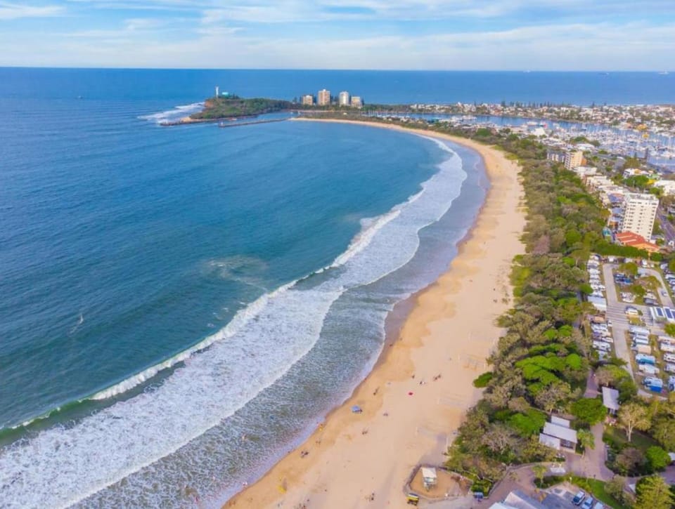 Nearby landmark, Day, Beach