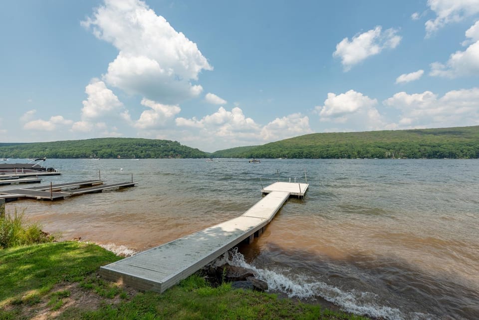 Traditions on the Lake House in Deep Creek Lake