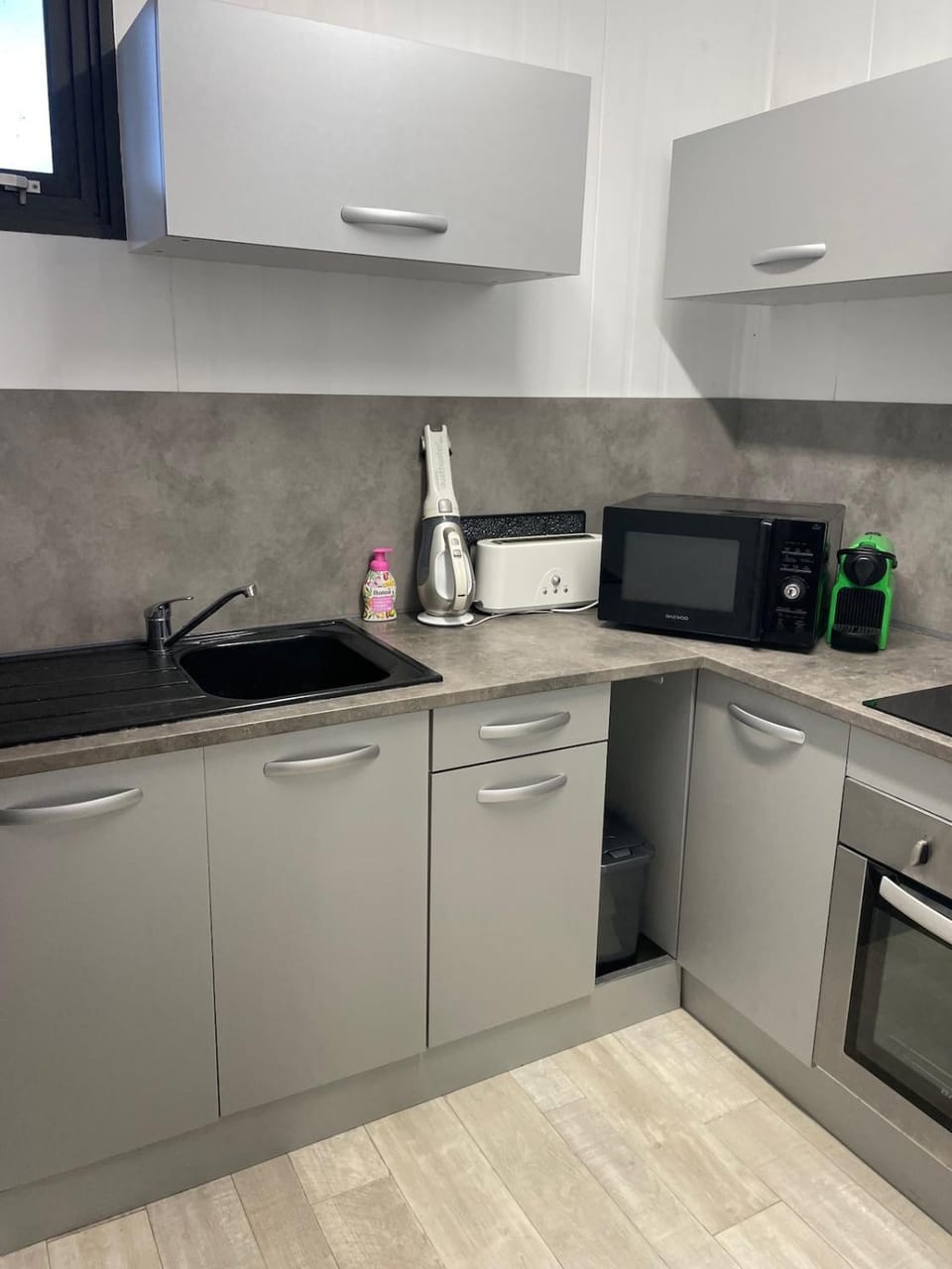 Chaleureuse annexe contemporaine Apartment in Grand Est