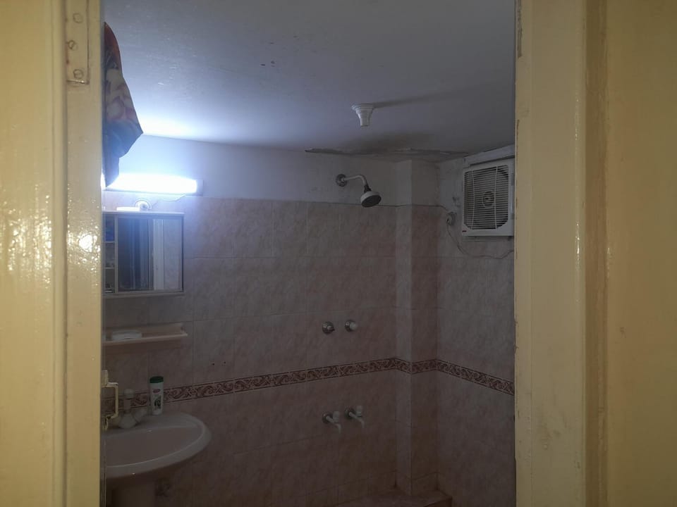 Latif Terrace Khokhars Palace Bed and Breakfast in Karachi