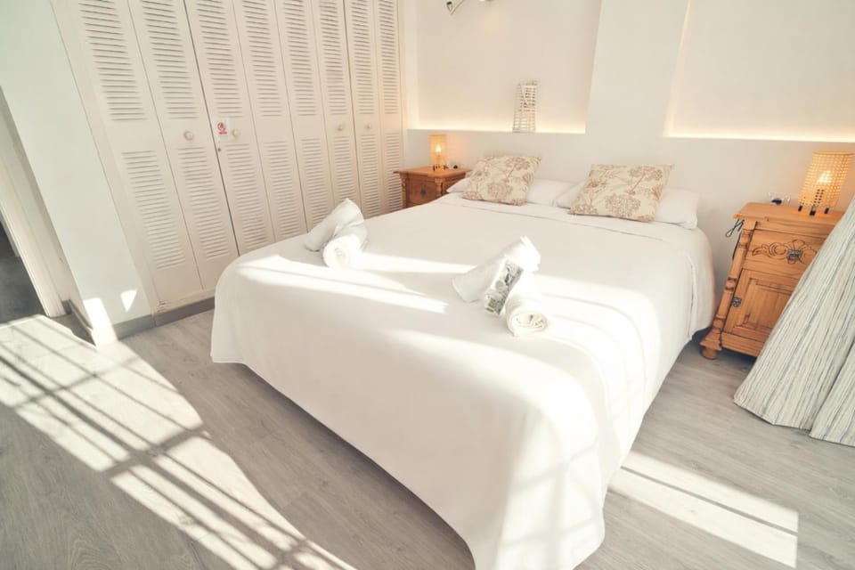 Terrace and pool Bright apartment Apartment in Torremolinos