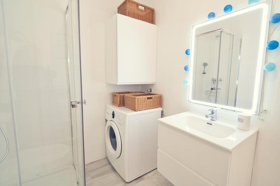 Terrace and pool Bright apartment Apartment in Torremolinos