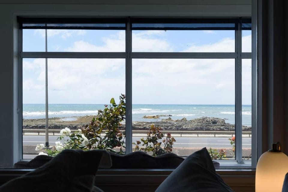 Coastal Luxury with Bass Strait Views House in Tasmania