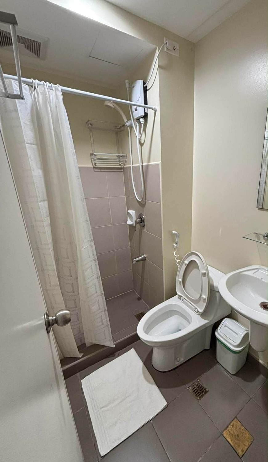 Avida Riala IT Park 21st Floor Studio with Mountain & City View Apartment hotel in Lapu-Lapu City