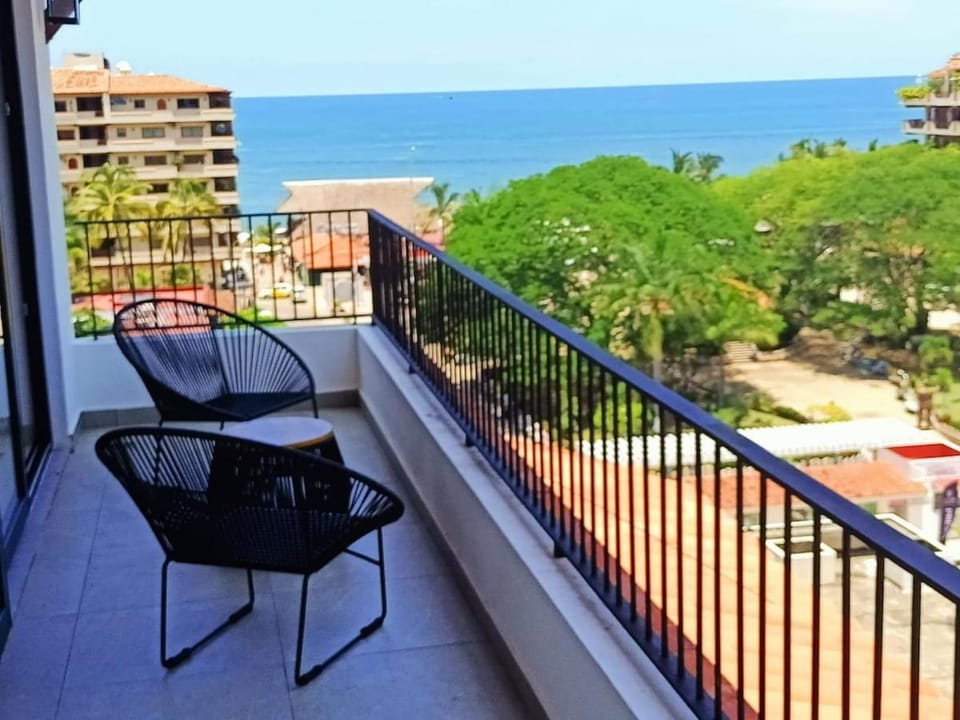 Perfect location 2 bedrooms Romantic Zone PV 601 Apartment in Puerto Vallarta