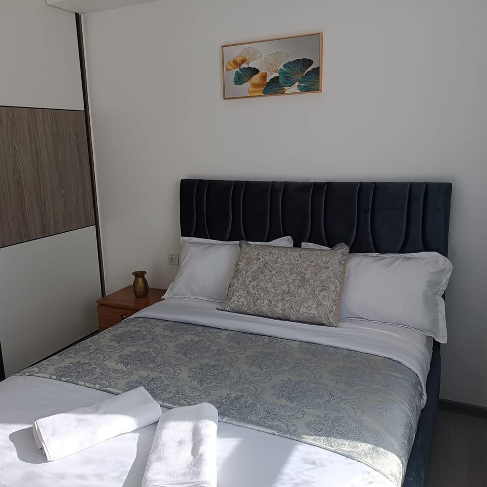 1BR Apartment - Goldpark, Kilimani By Make Merry Homes Apartment in Nairobi County