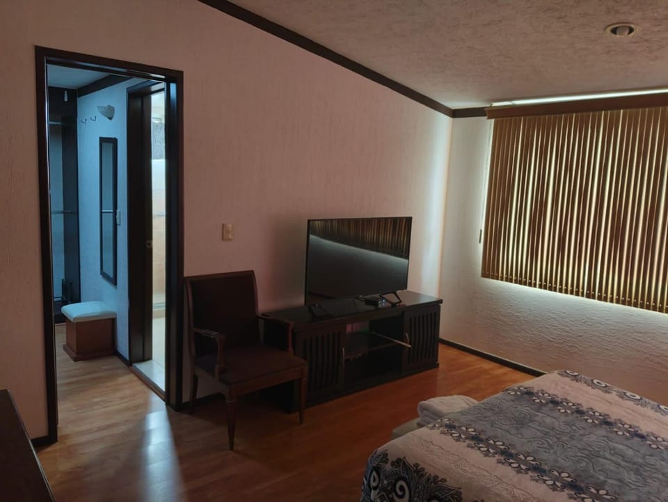 Hogar Baldaquin House in Toluca