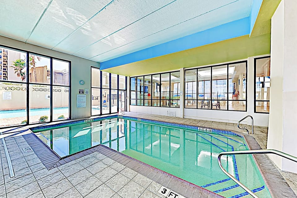 Resort Perks & Gulf Views: Suntide III - Unit 304 House in South Padre Island