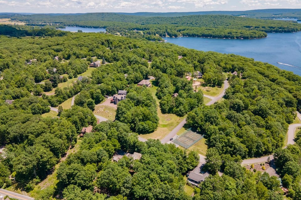 Tipsy Timber Lodge House in Deep Creek Lake