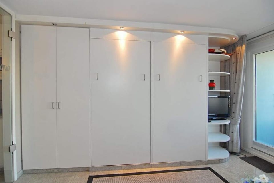 Metropol, Whg 250, Landseite mit Inselblick 10OG Apartment in Westerland
