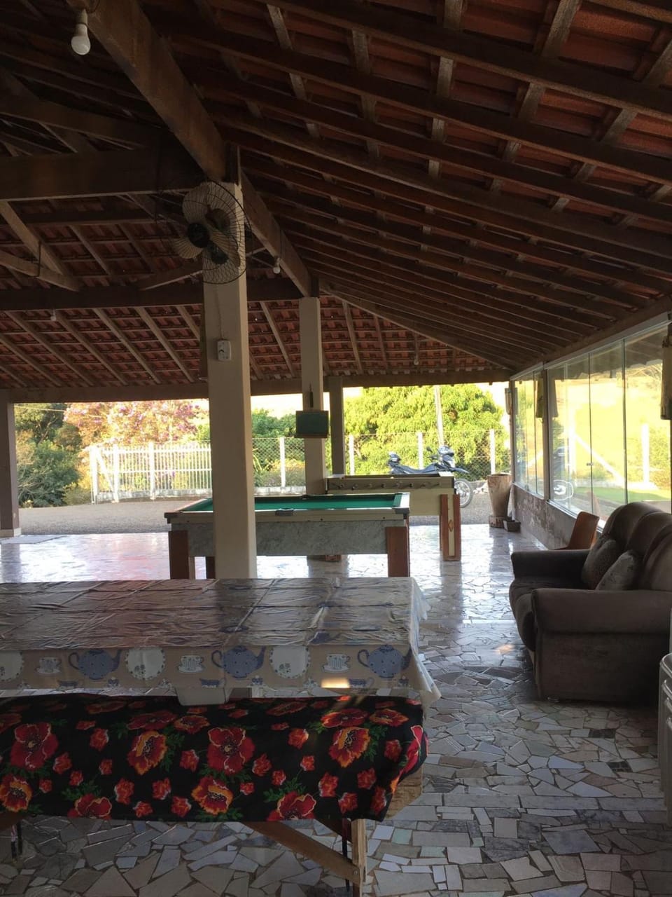Seating area, Dining area