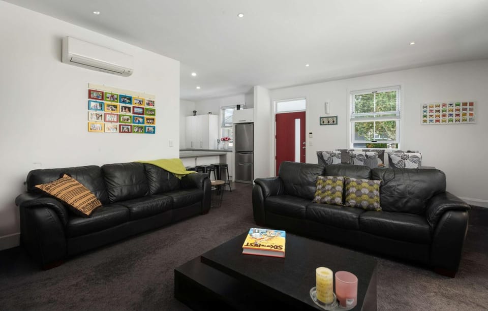 Pohutukawa Cottage House in Bay Of Plenty
