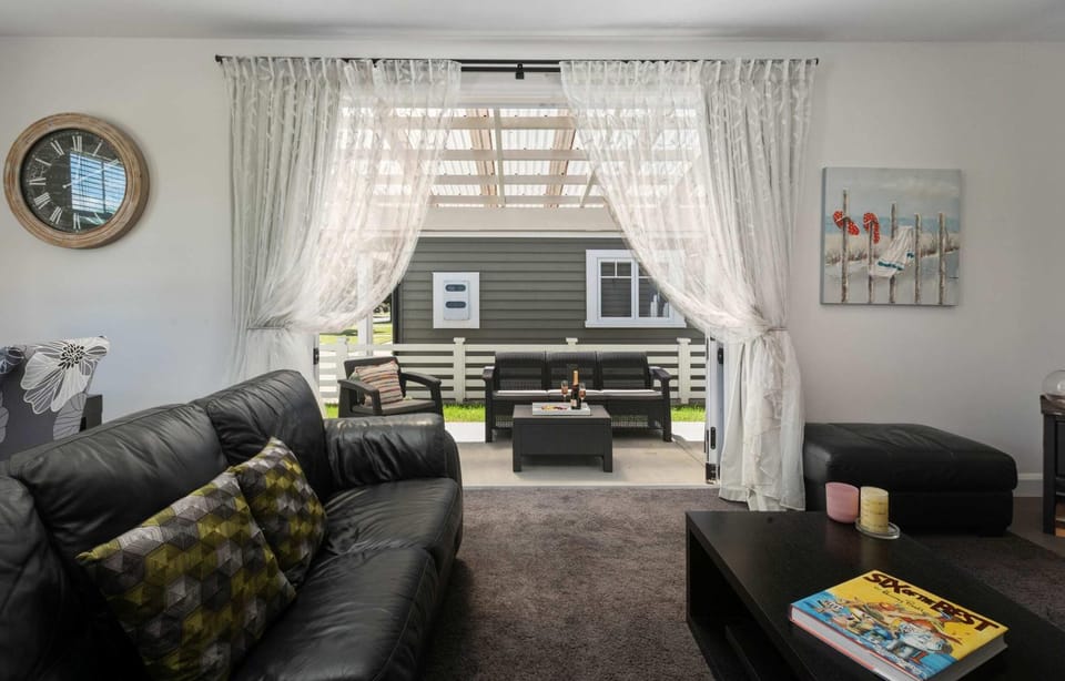Pohutukawa Cottage House in Bay Of Plenty