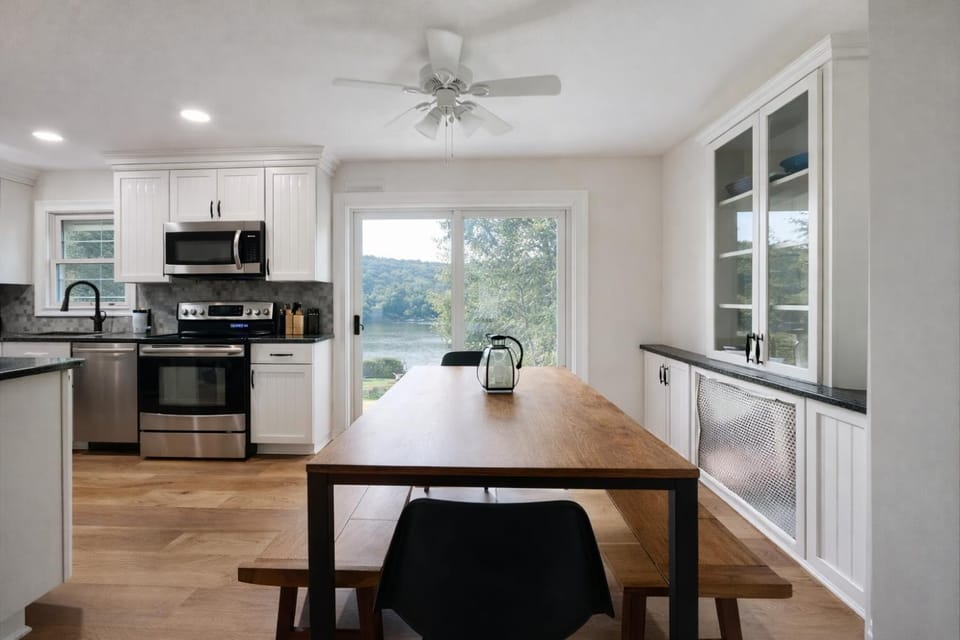 Living room, Dining area, Dinner