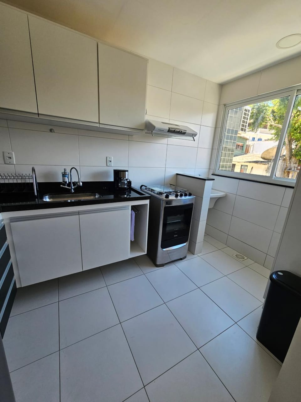 Kitchen or kitchenette, oven, stove