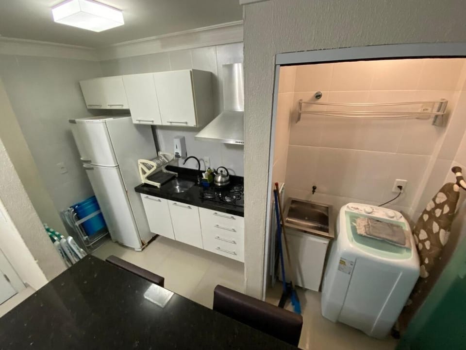 Apto em Bombas com jacuzzi privado, piscinas, gym completo, sauna Apartment in Porto Belo