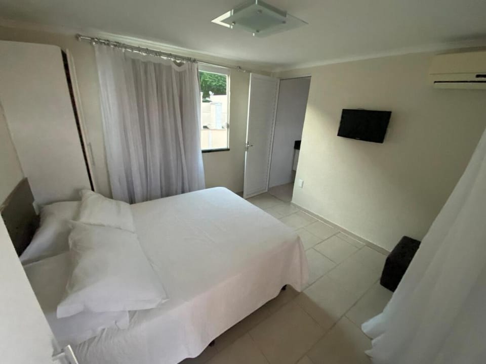 Apto em Bombas com jacuzzi privado, piscinas, gym completo, sauna Apartment in Porto Belo