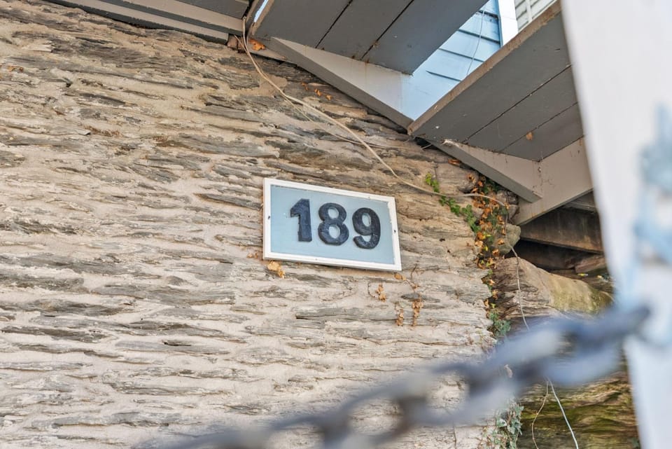 High Street Retreat House in Harpers Ferry
