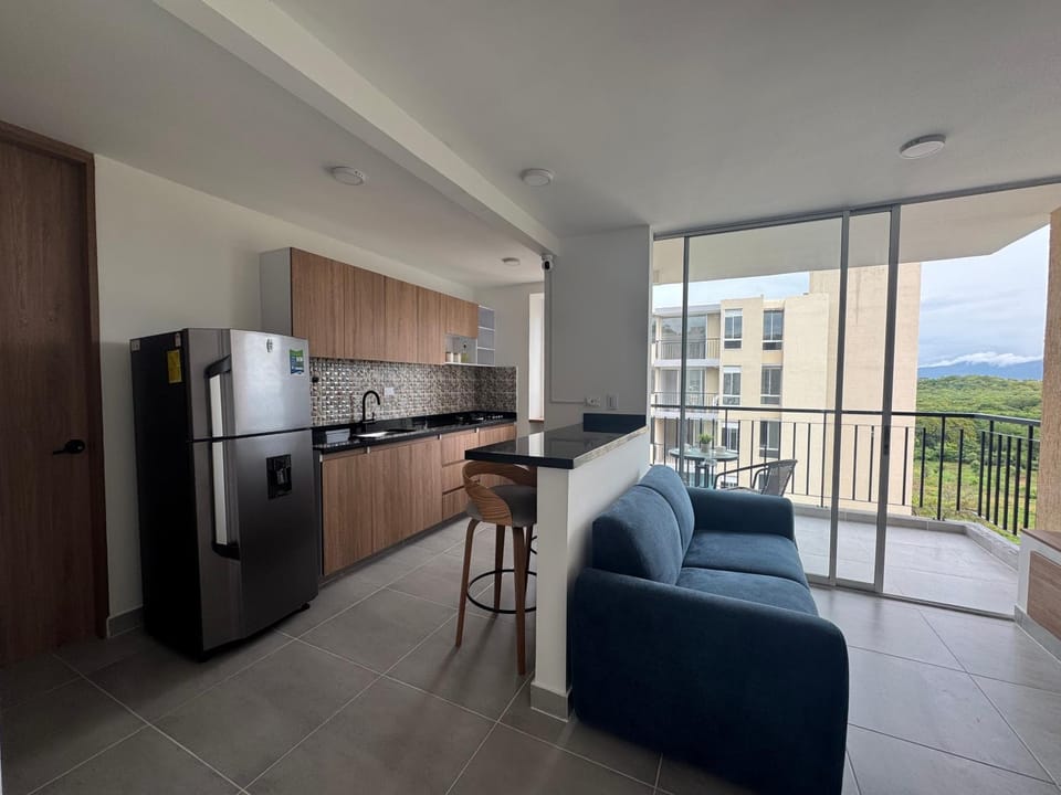 Kitchen or kitchenette, Seating area, Dining area