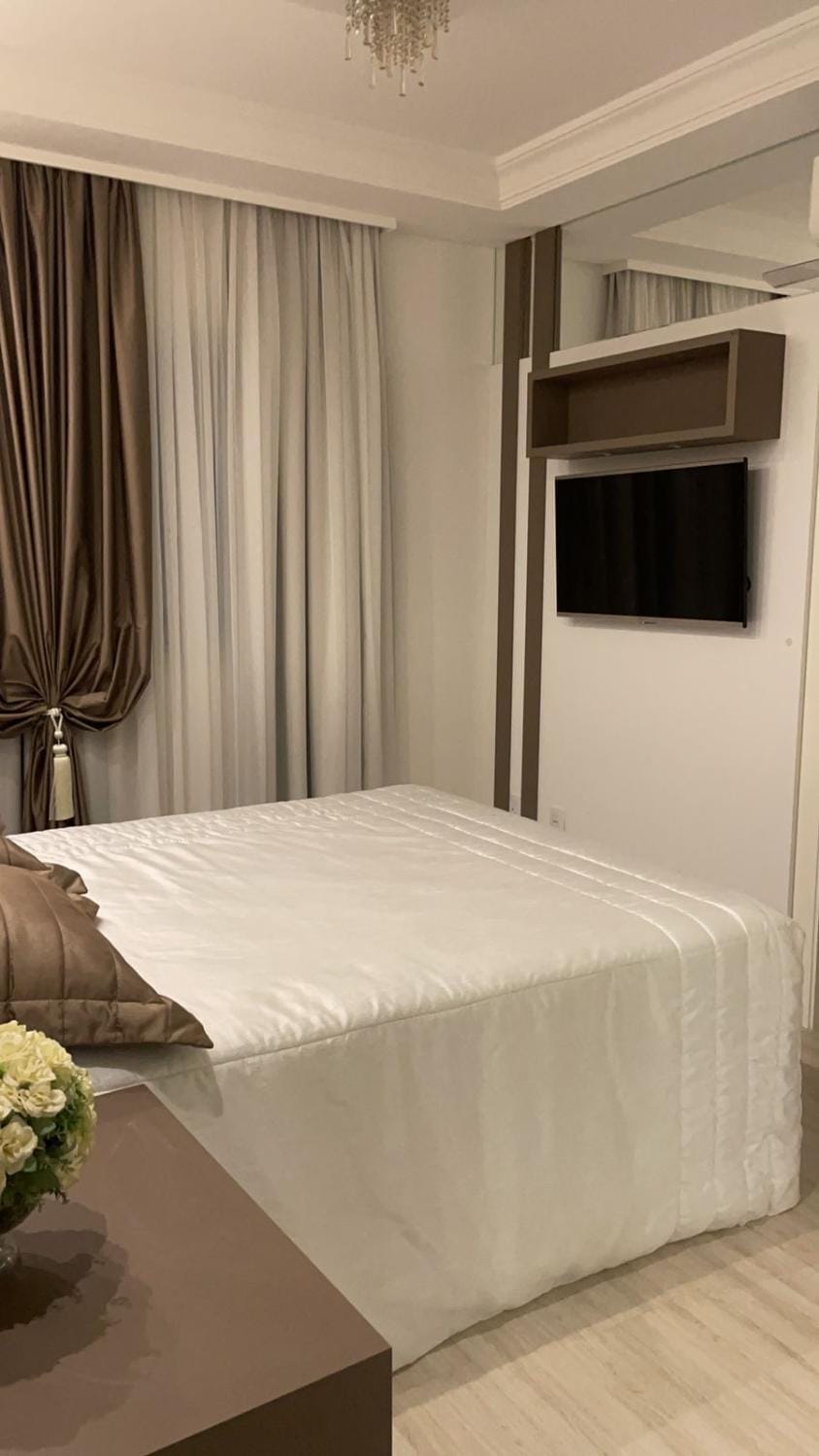 Apartamento 3 suítes rua 226 na Meia Praia Apartment in Porto Belo