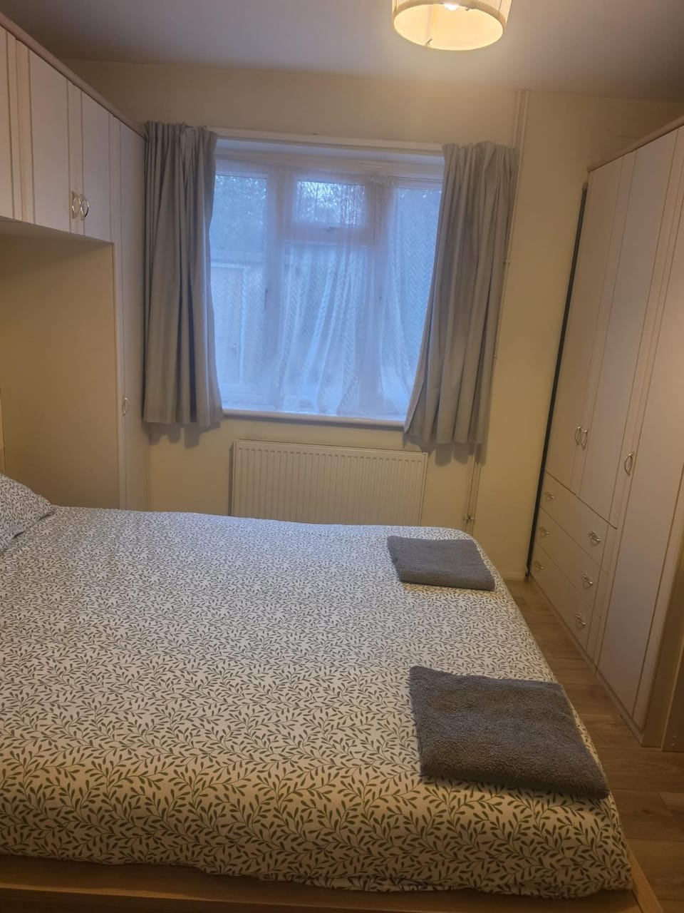 Joni Bungalow-2-Bedroom HOME Apartment in Dartford