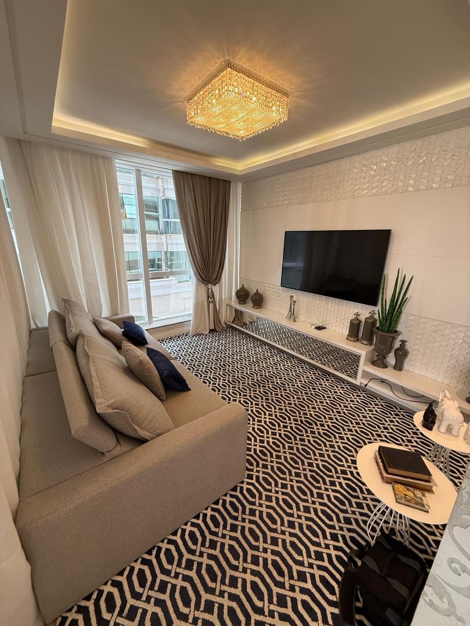 Apartamento rua 315 com 3 suítes próximo ao Píer Apartment in Porto Belo