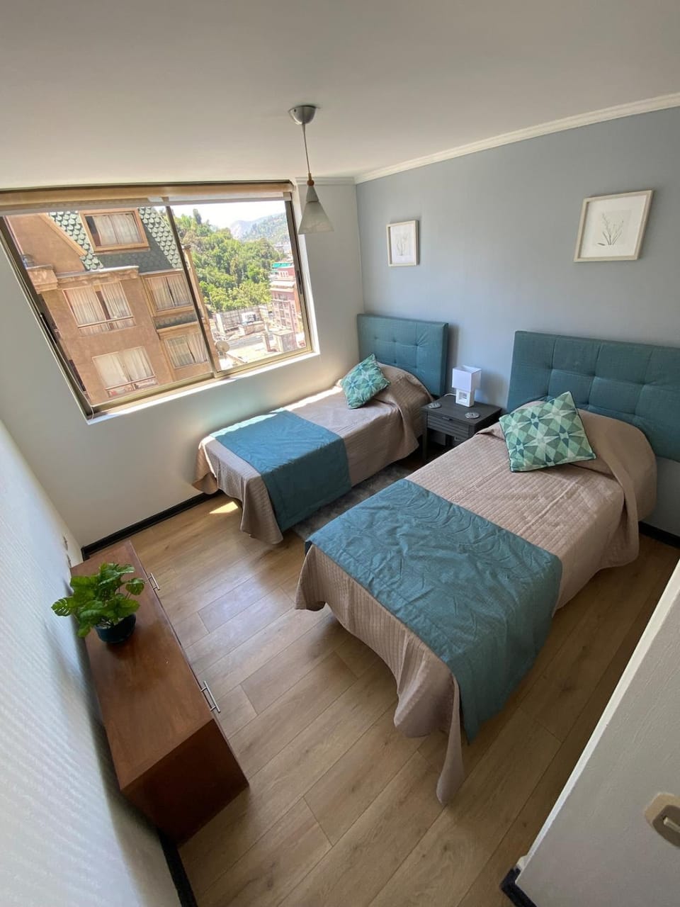 Spacious and comfortable apartment Santa Lucia Metro Station Apartment in Santiago