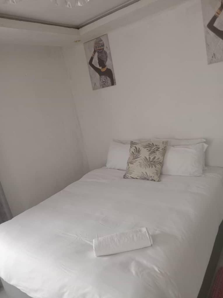Reona Guest Lodge, Nhlangano ,Eswatini Bed and Breakfast in Africa