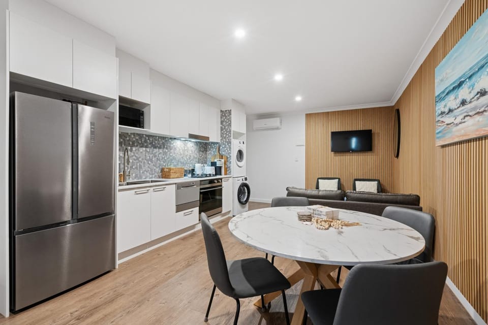 Belle Escapes - Sand & Serenity House in Adelaide