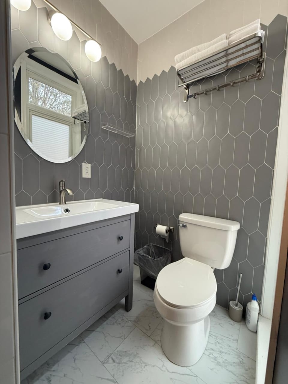 Toilet, Bathroom