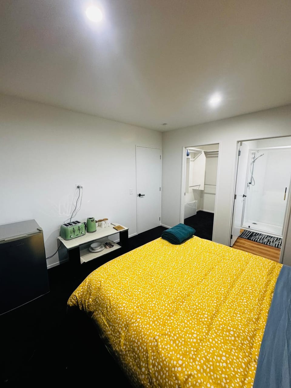 Room with en-suite bathroom Apartment in Canterbury