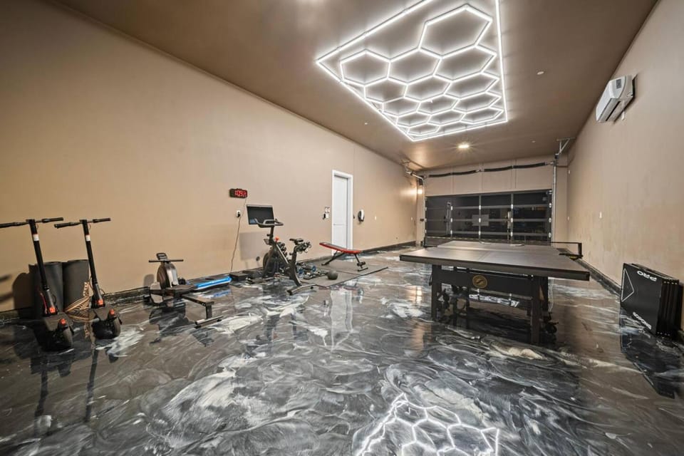 Scottsdale WM Open 6BR Heated Pool&Cold Plunge Villa in Scottsdale