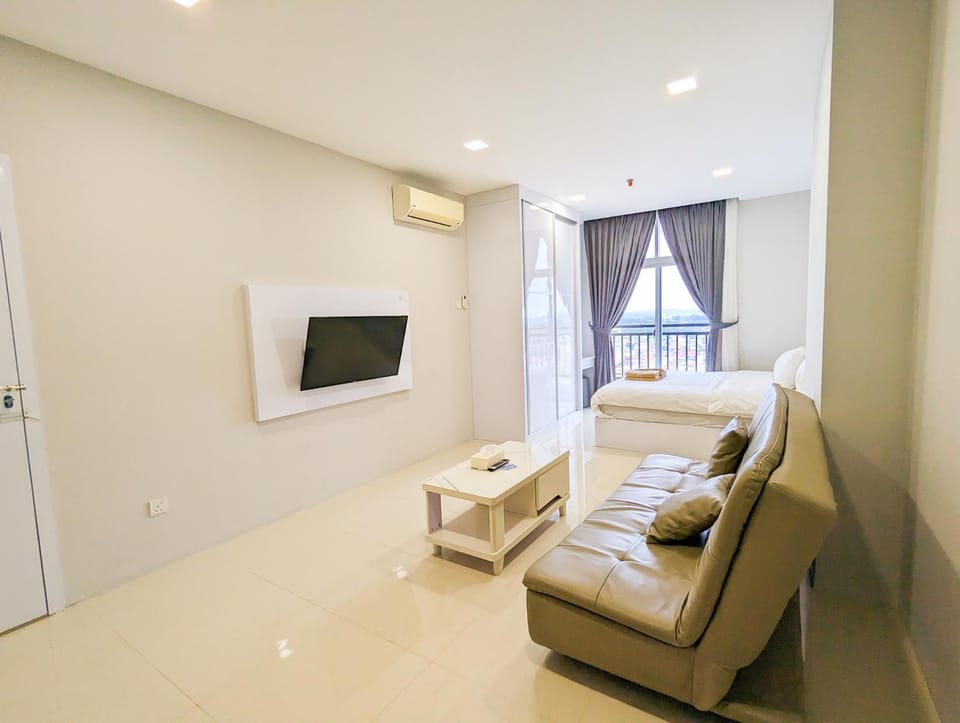 TV and multimedia, Living room, Seating area, air conditioner