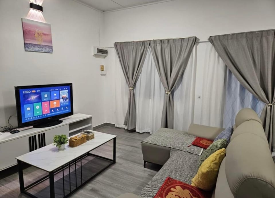 Spacious 3BR Family Home in KK House in Kota Kinabalu