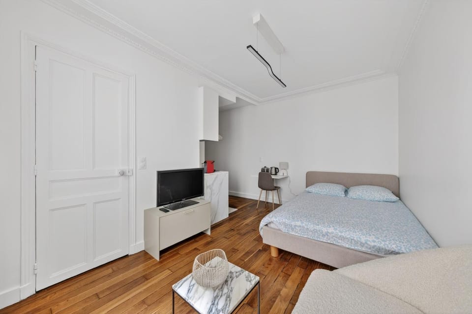 Comfortable studio in Pariss 17th arrondissement Apartment in Paris