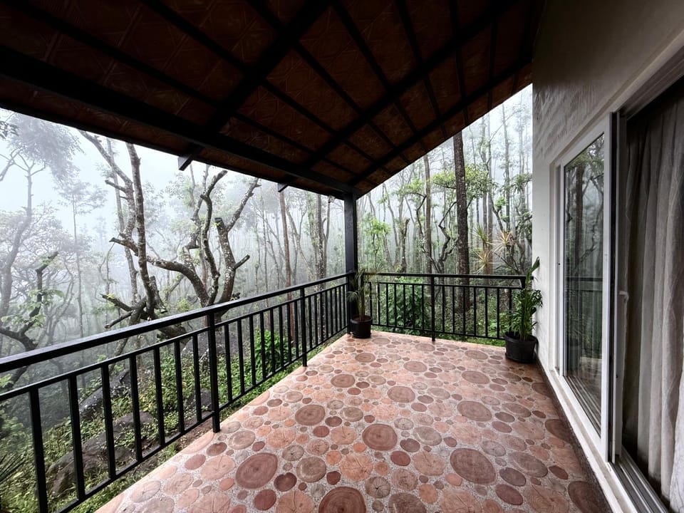 Natural landscape, View (from property/room), Balcony/Terrace