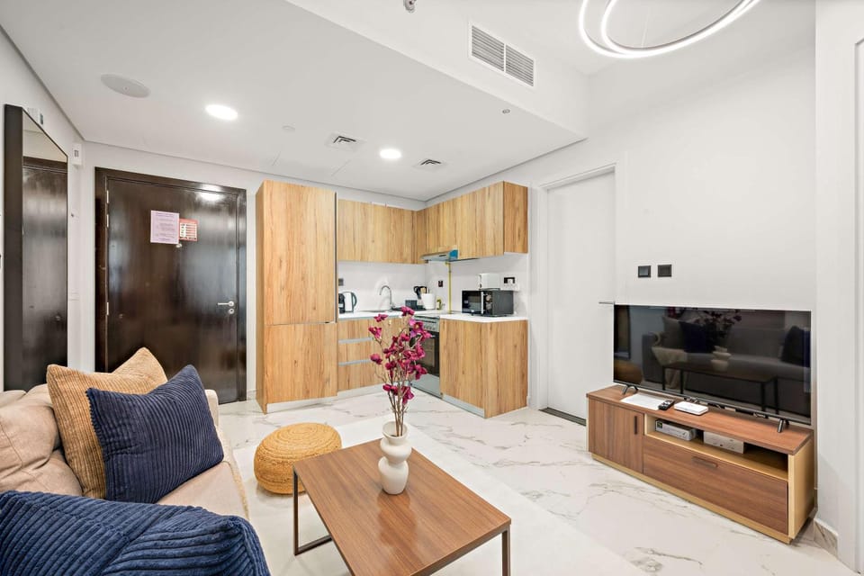 TV and multimedia, Kitchen or kitchenette, Living room, oven, stove