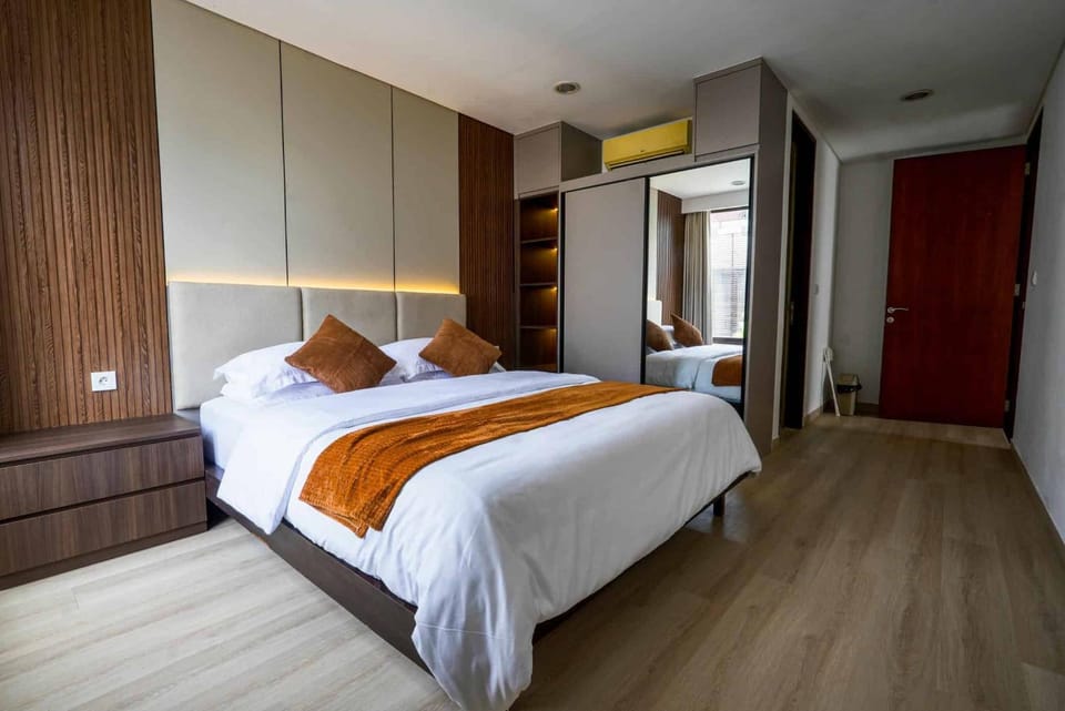 Bed, Photo of the whole room, Bedroom, wardrobe